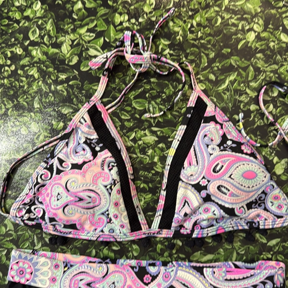 Paisley Bikini Set - Pink and Black - Picture 3 of 9